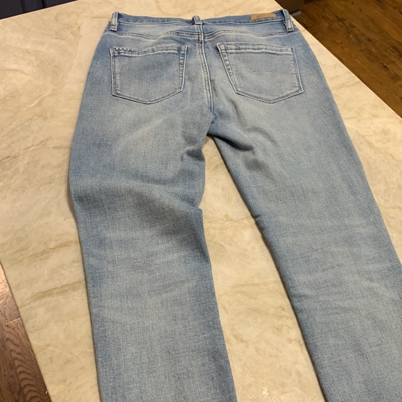 BLANKNYC The Great Jones Mid-Rise Zipper Trim Jeans - Picture 6 of 8